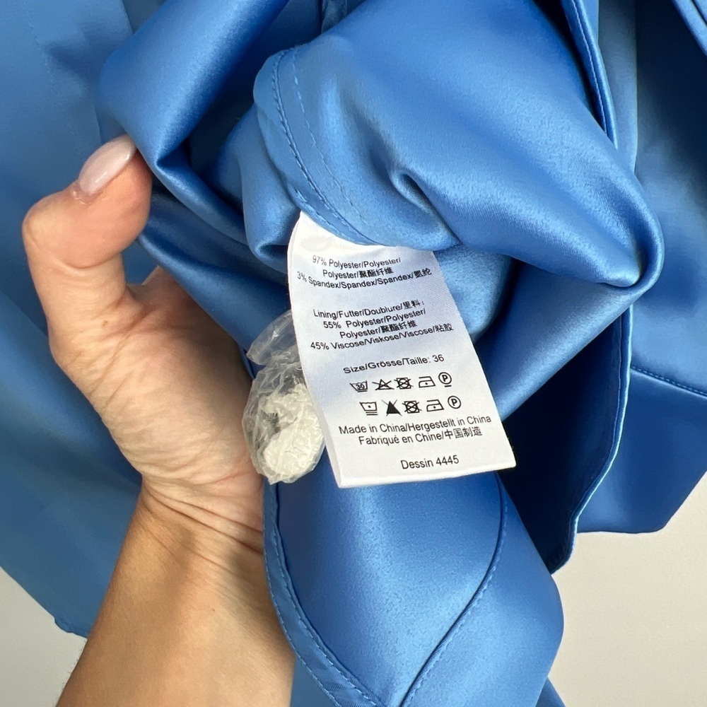 NWOT Baum Und Pferdgarten Size L • Blue Berly Snap Button Silky Jacket Top. - Picture 4 of 6